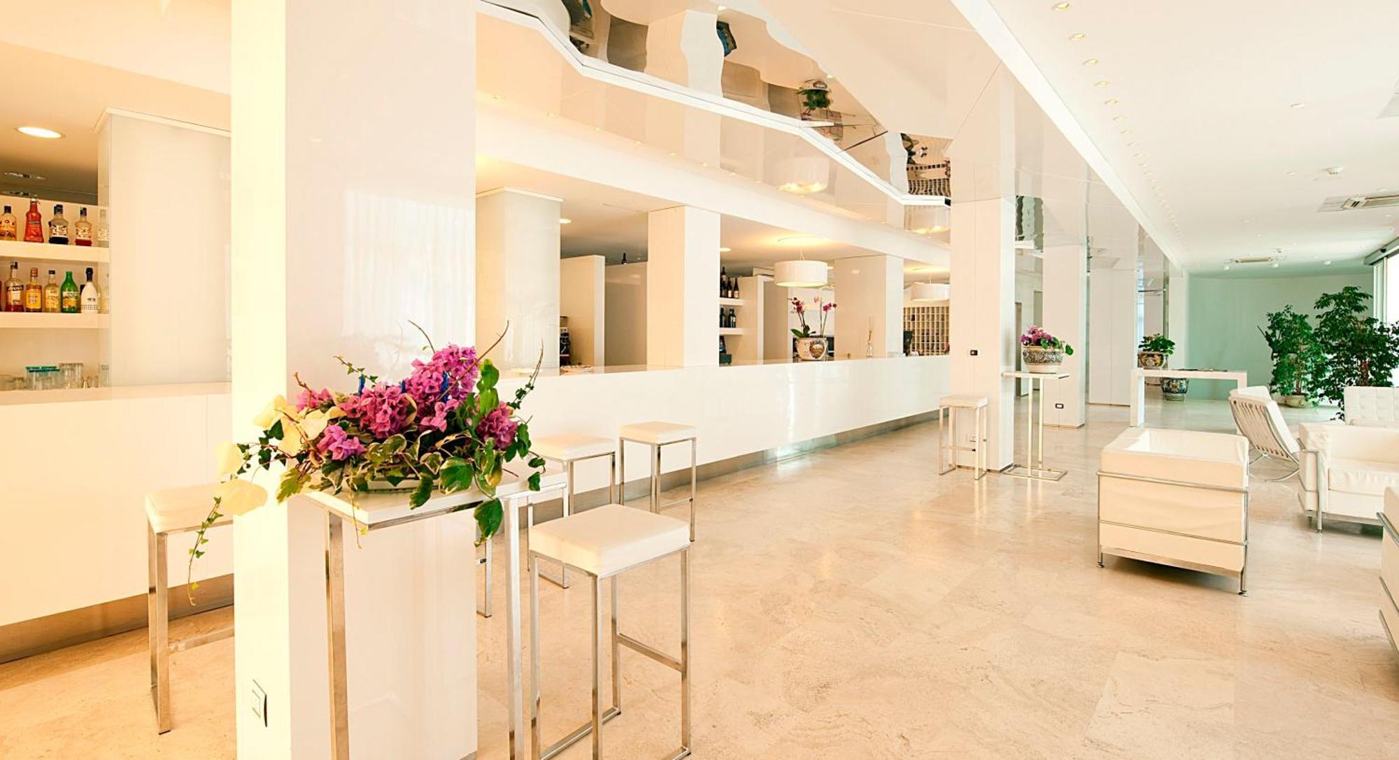 Hotel Excelsior Vasto Esterno foto