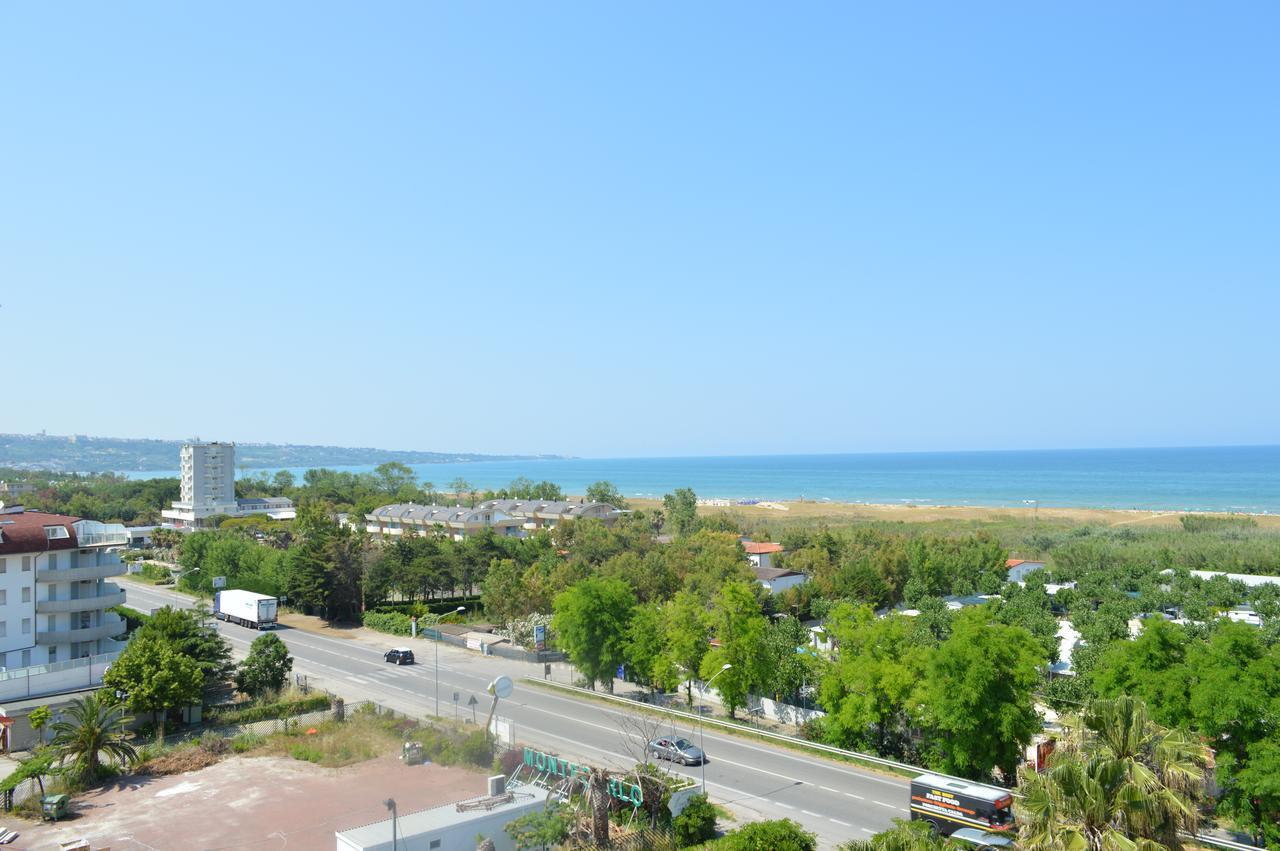 Hotel Excelsior Vasto Esterno foto