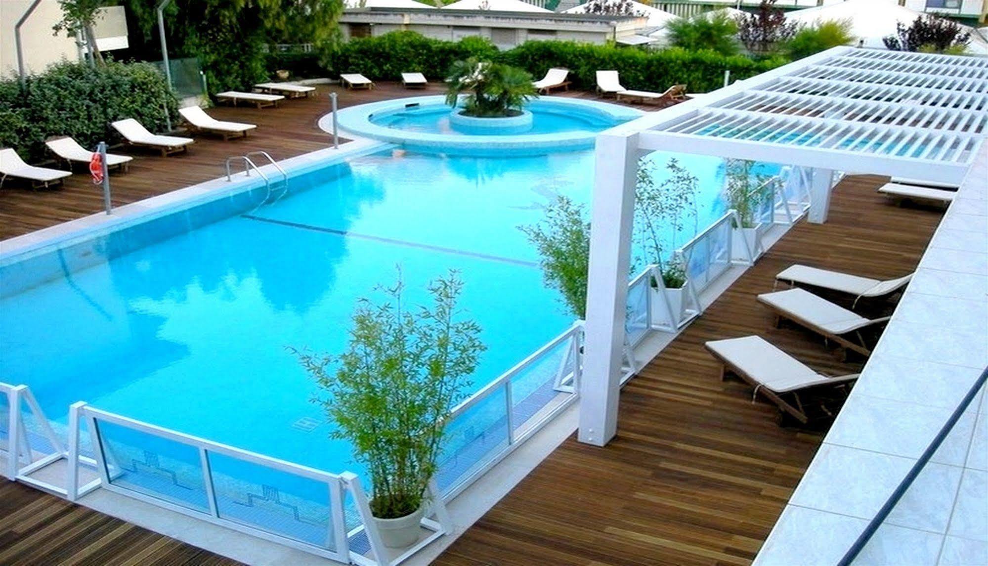 Hotel Excelsior Vasto Esterno foto
