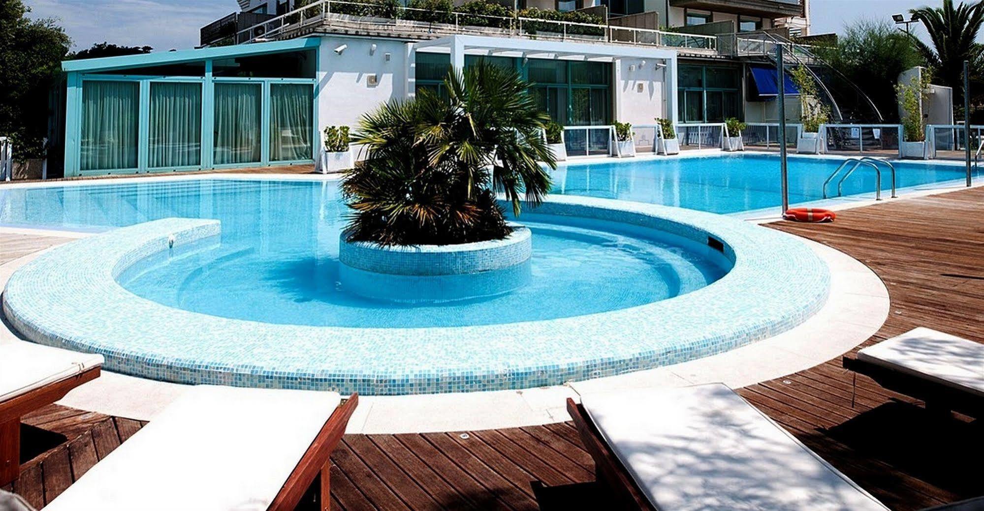 Hotel Excelsior Vasto Esterno foto